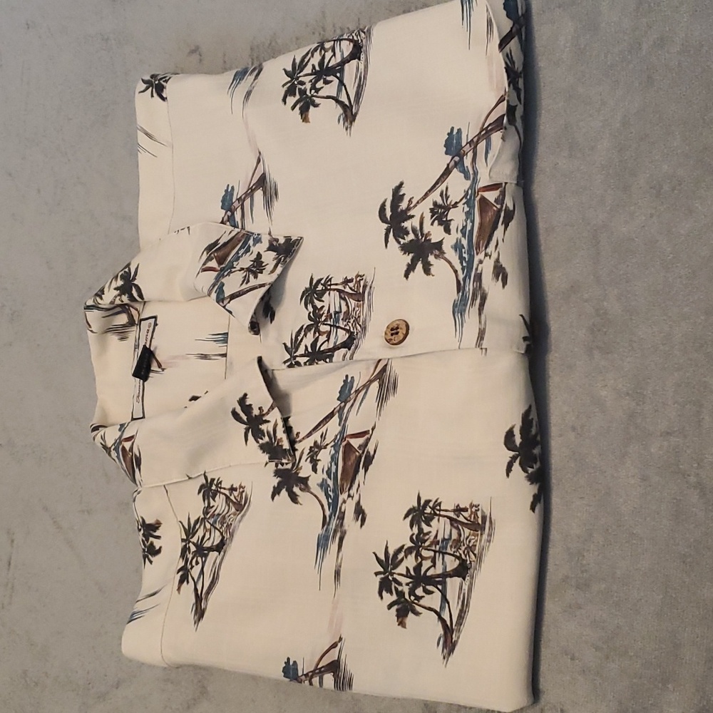 Tommy Bahama 100% Silk Men's Hawaiian Shirt Size XXL